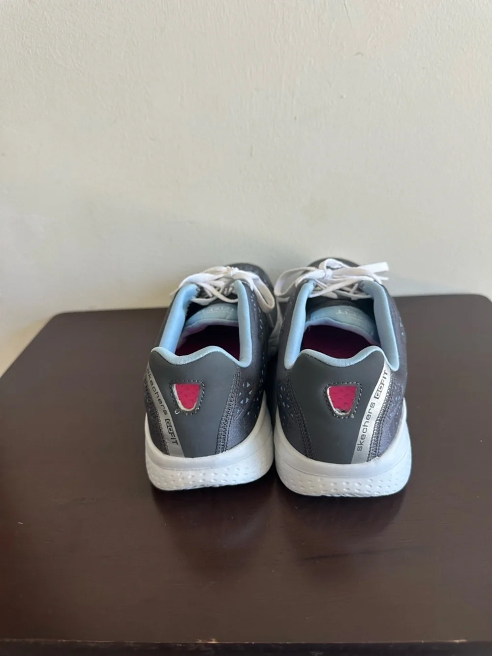 Skechers GOfit 2 Presto Women's Cross-Trainers Size 10 New